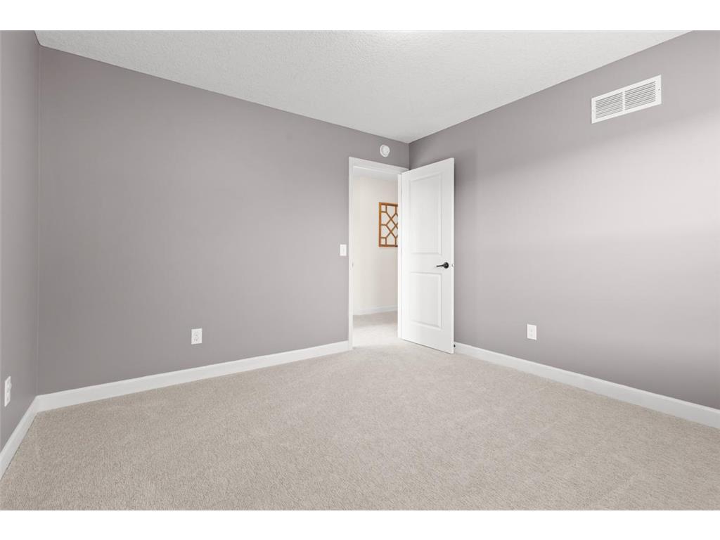 8821 Reflections Road Chanhassen MN 55317 7075071 image28