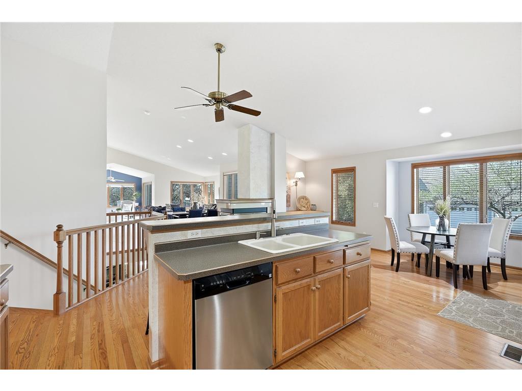 8821 Stonebrooke Court Woodbury MN 55125 7069769 image29