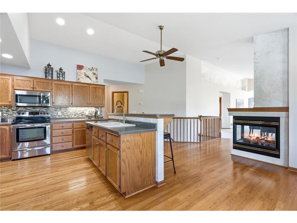8821 Stonebrooke Court Woodbury MN 55125 7069769 image32