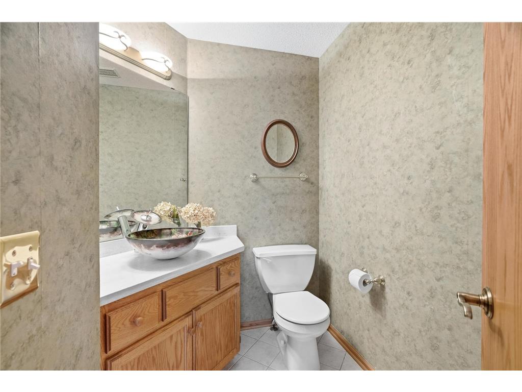 8821 Stonebrooke Court Woodbury MN 55125 7069769 image44