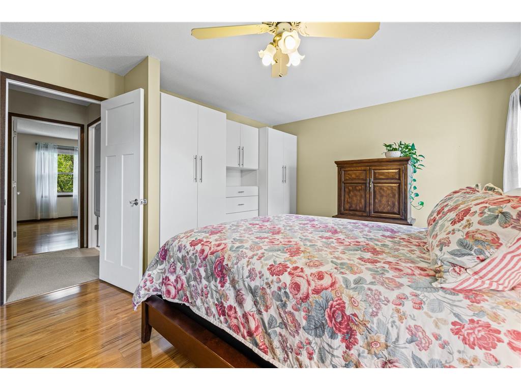 8823 42nd Avenue N New Hope MN 55427 7071928 image12
