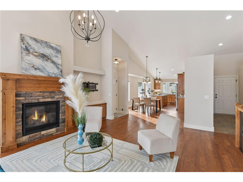 8823 Fraizer Street NE Blaine MN 55014 7015703 image10