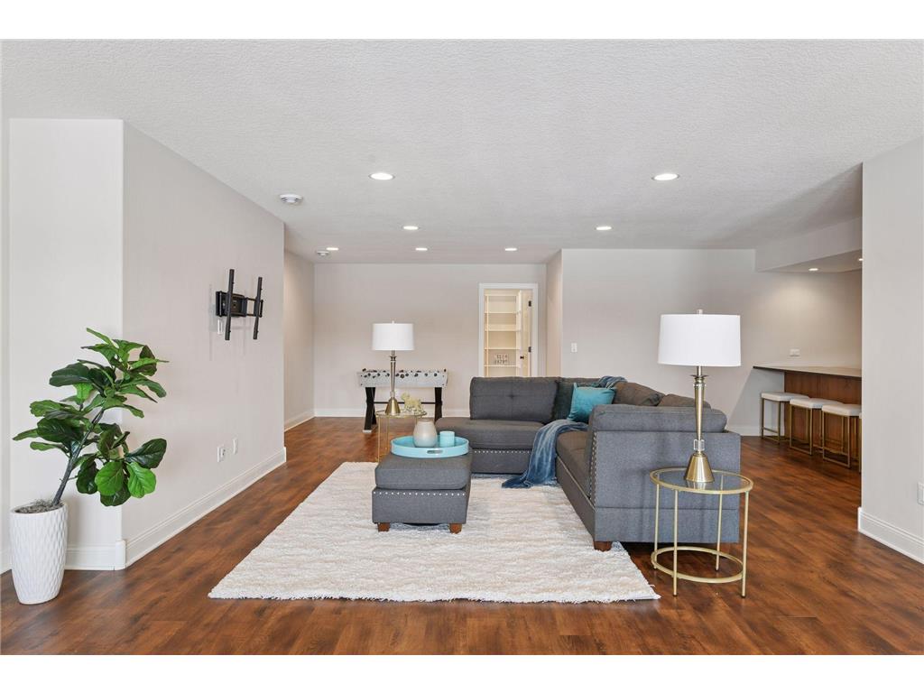 8823 Fraizer Street NE Blaine MN 55014 7015703 image34