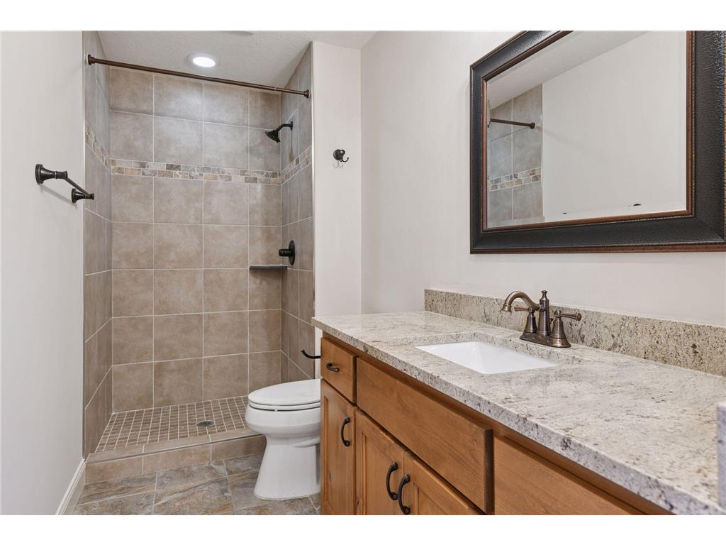 8823 Fraizer Street NE Blaine MN 55014 7015703 image49