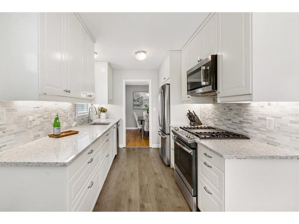 8824 Abbott Avenue S Bloomington MN 55431 6529835 image1