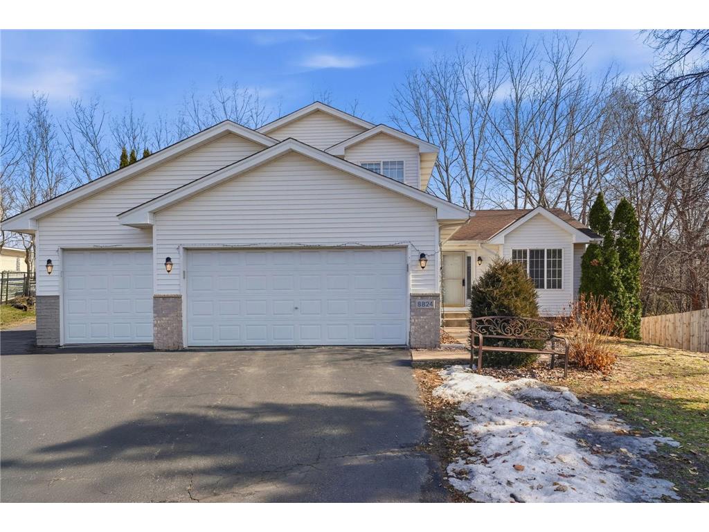 8824 Oregon Avenue N Brooklyn Park MN 55445 7002705 image1