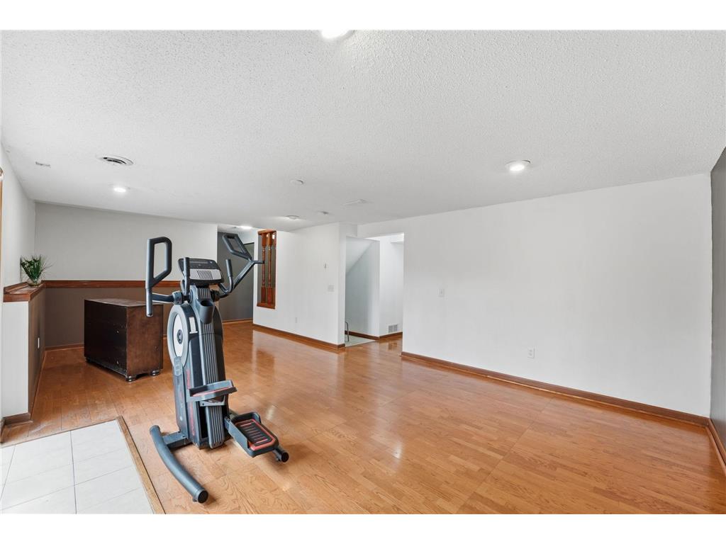 8824 Oregon Avenue N Brooklyn Park MN 55445 7065206 image24