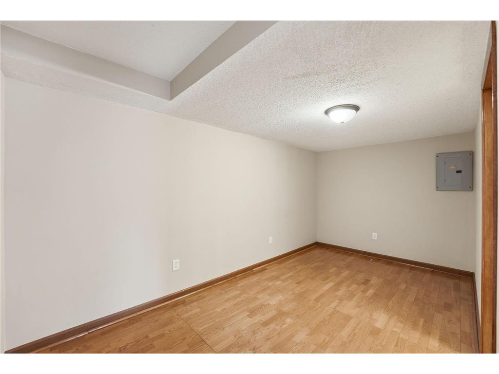 8824 Oregon Avenue N Brooklyn Park MN 55445 7065206 image27