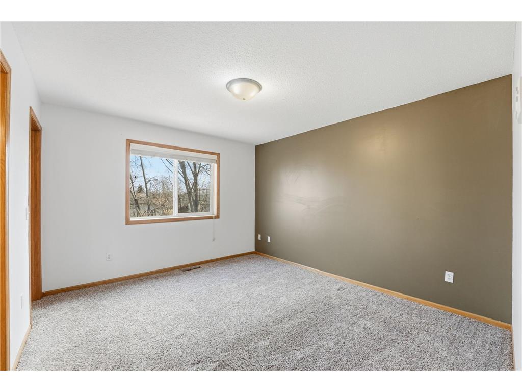 8824 Oregon Avenue N Brooklyn Park MN 55445 7065206 image29