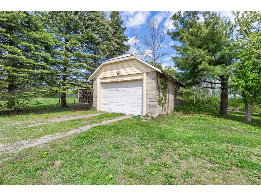 8825 Greeley Loop Braham MN 55006 7072809 image85