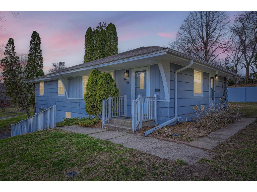 8825 Tretbaugh Drive Bloomington MN 55431 6695023 image1