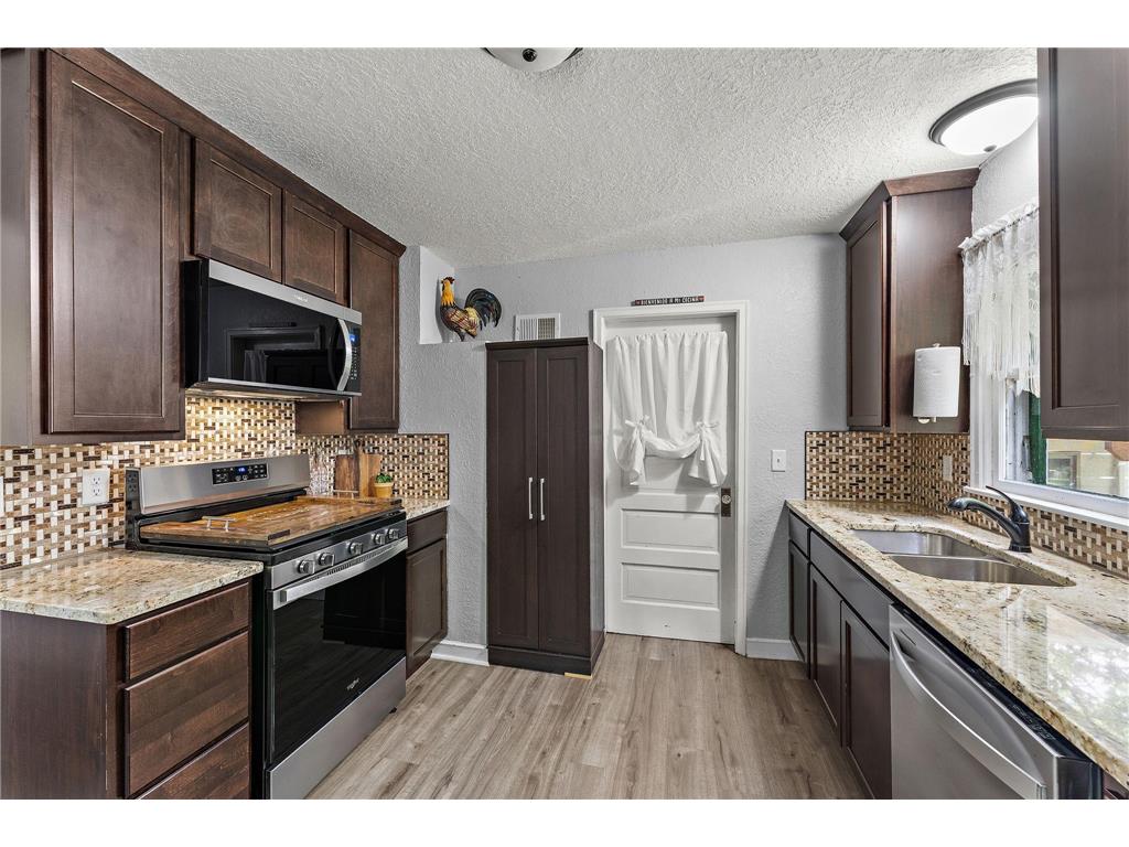 8827 Lincoln Street NE Blaine MN 55434 7020567 image12