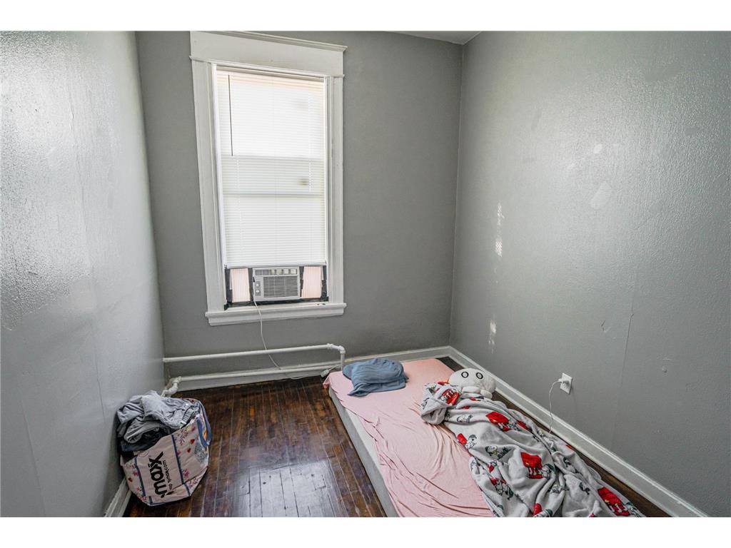 883 Payne Avenue Saint Paul MN 55130 6808068 image17