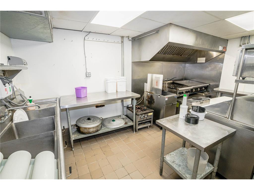 883 Payne Avenue Saint Paul MN 55130 6808068 image30