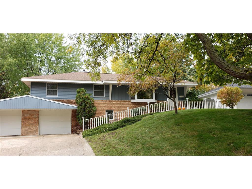 8830 Tretbaugh Drive Bloomington MN 55431 6450528 image1