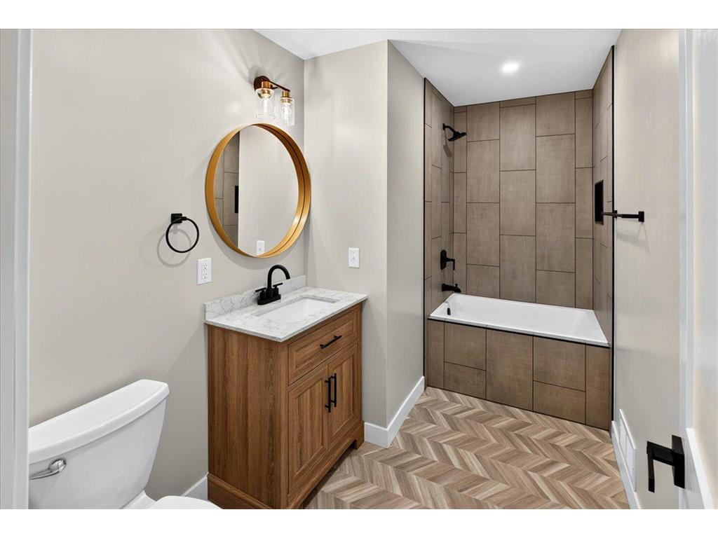 8833 Canby Court Northfield MN 55057 - Union Lake 7111546 image38