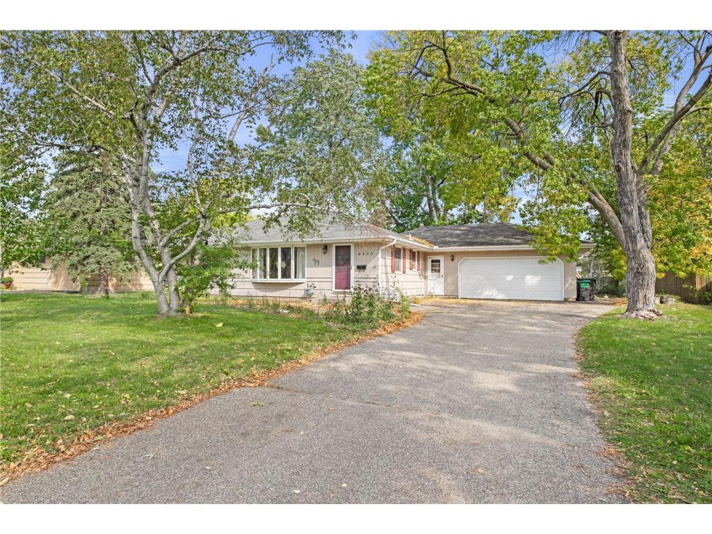 8833 Oakland Avenue S Bloomington MN 55420 6442326 image1