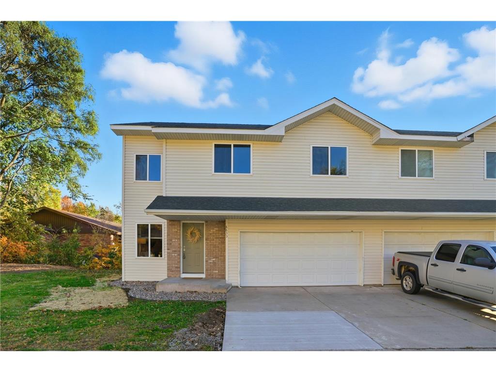 8833 Walnut Place Rockford MN 55373 6807807 image1