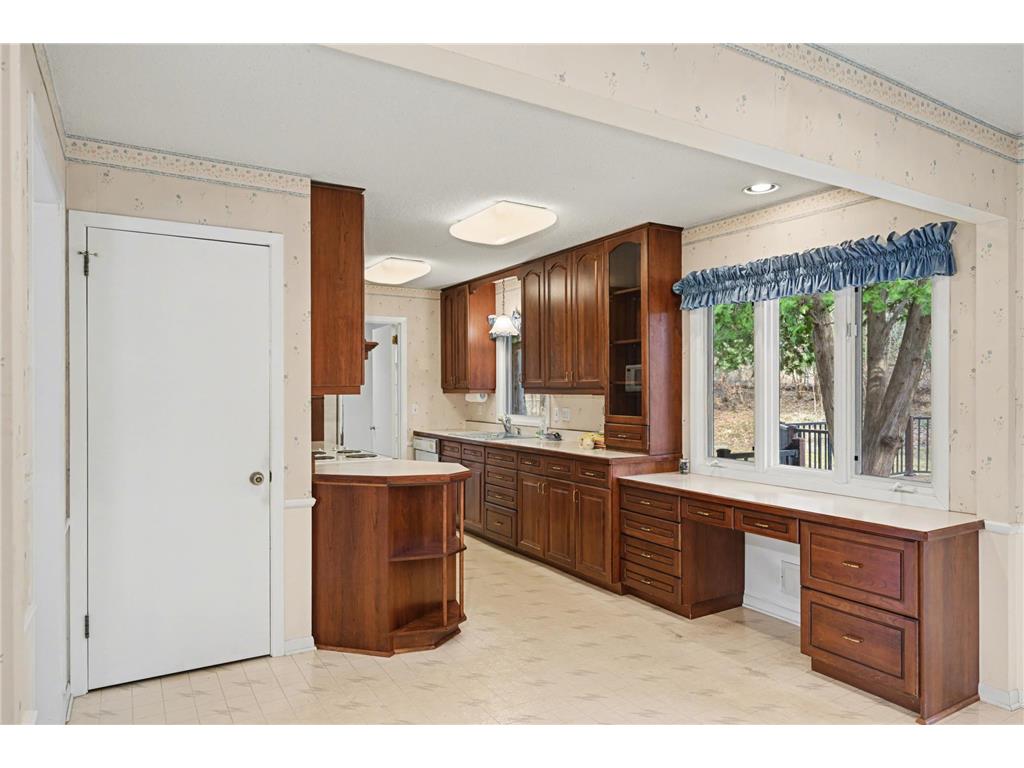 8837 Abbott Avenue S Bloomington MN 55431 7059899 image13