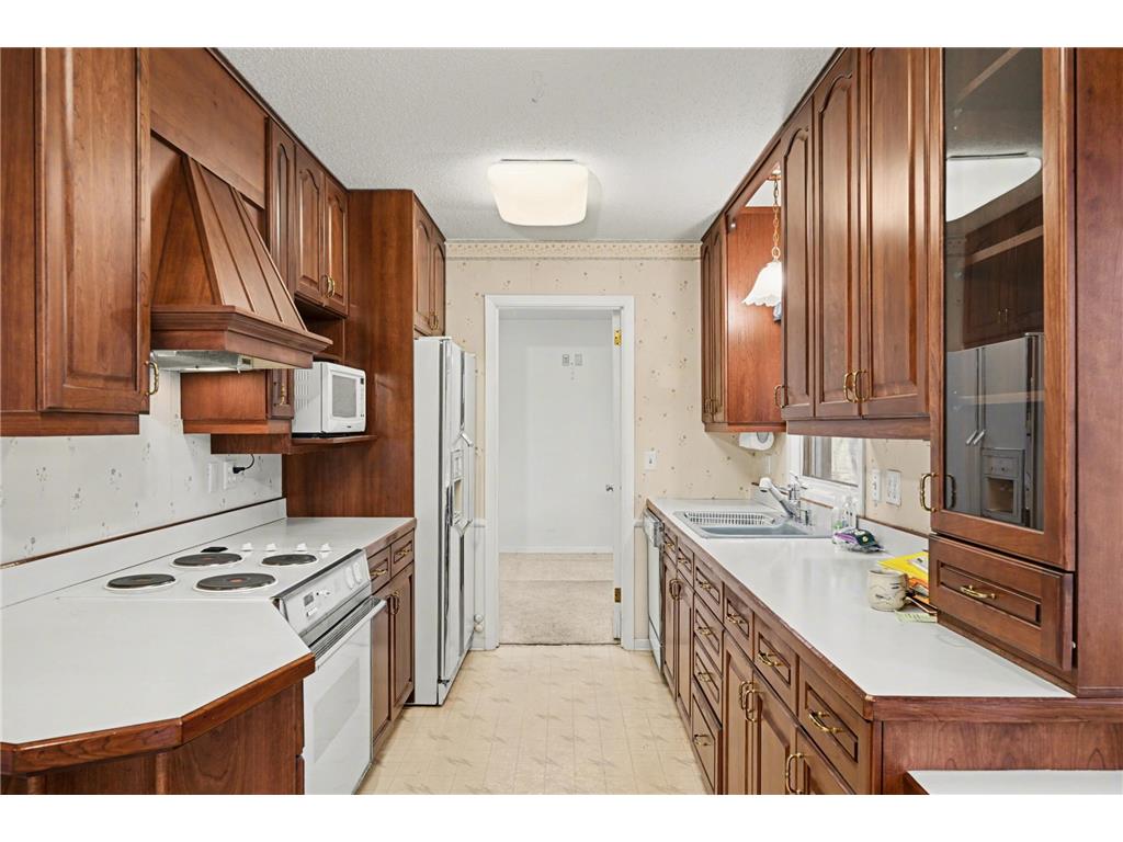 8837 Abbott Avenue S Bloomington MN 55431 7059899 image14