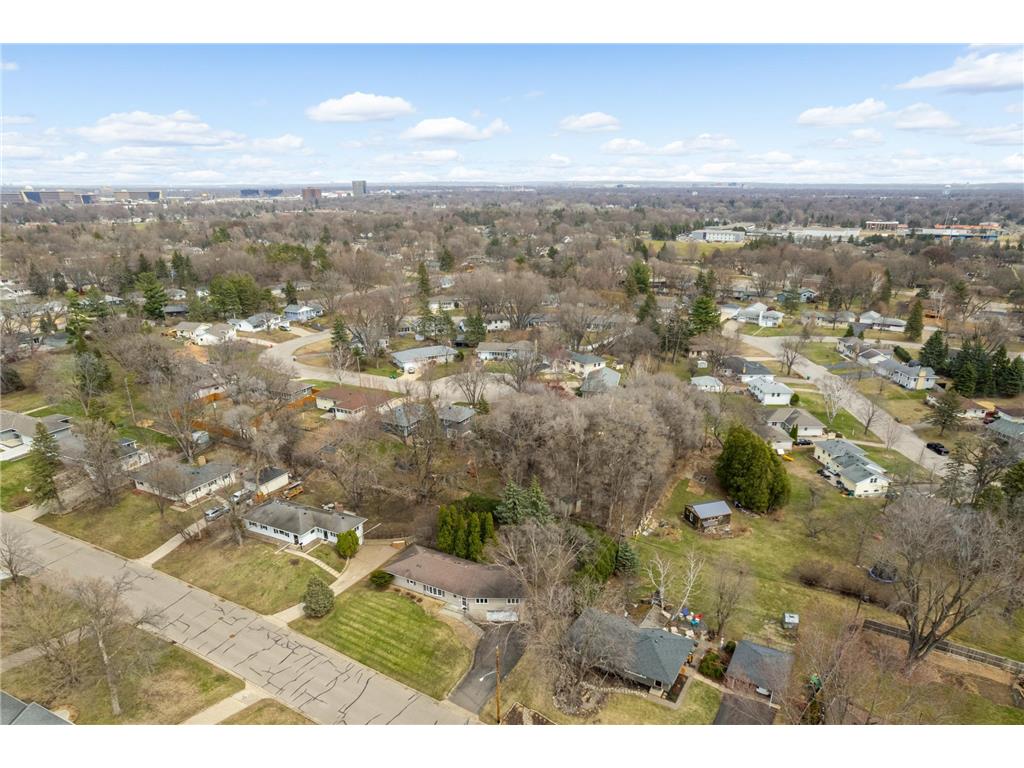 8837 Abbott Avenue S Bloomington MN 55431 7059899 image28