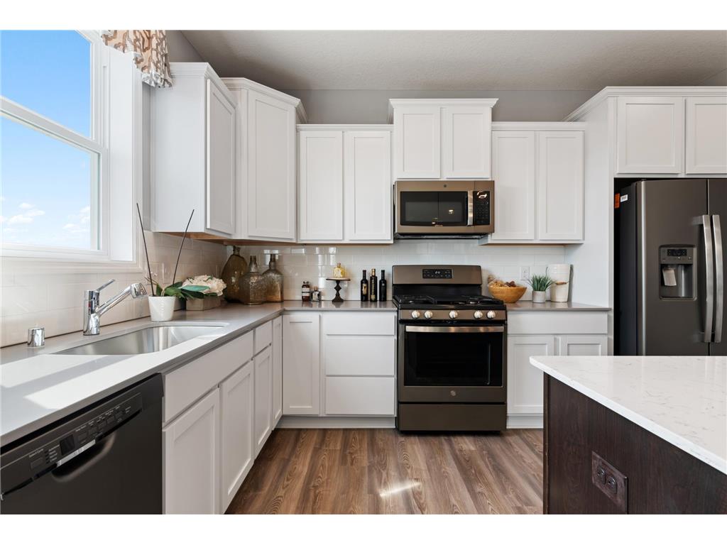 8837 Periwinkle Boulevard Woodbury MN 55129 6571140 image1