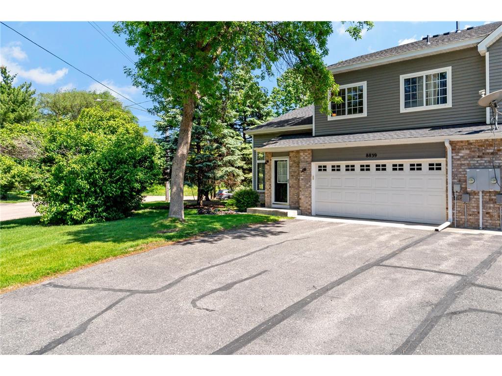 8839 Hastings Circle NE Blaine MN 55449 7041065 image2