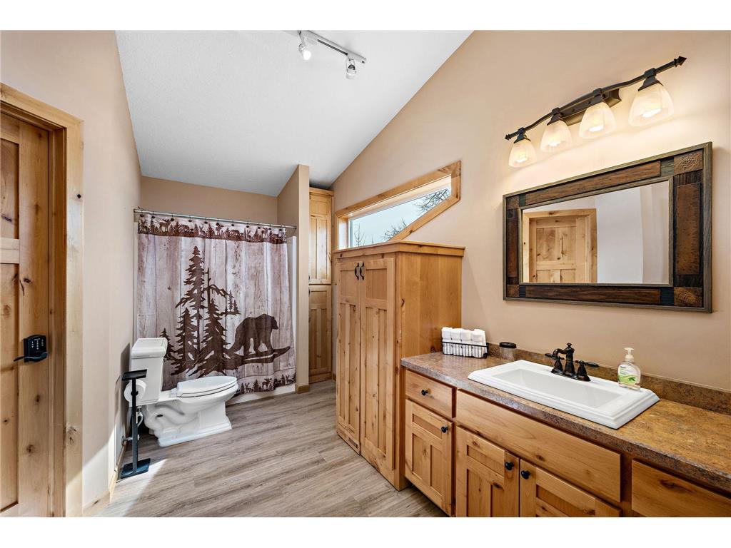 8839 N Shore Trail N Forest Lake MN 55025 - Forest 7032690 image30