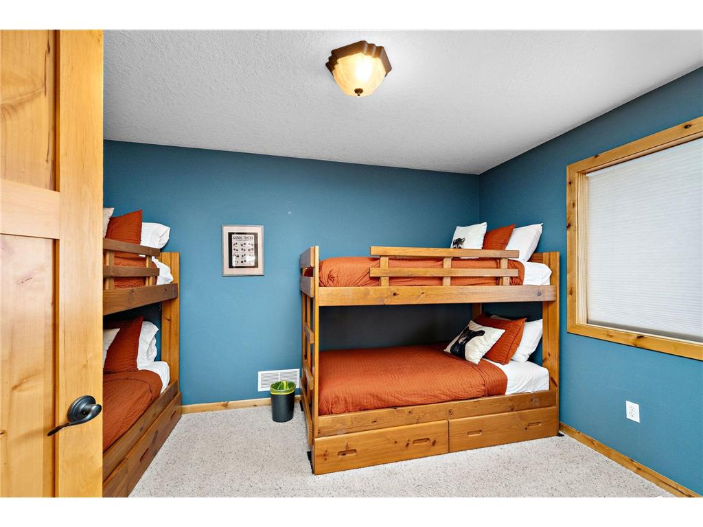 8839 N Shore Trail N Forest Lake MN 55025 - Forest 7032690 image32