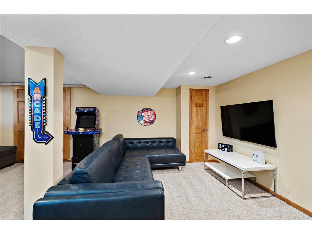 8839 N Shore Trail N Forest Lake MN 55025 - Forest 7032690 image34