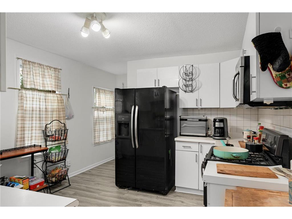 884 Conway Street Saint Paul MN 55106 7067774 image12