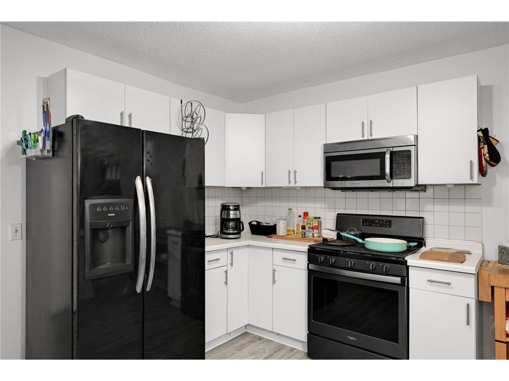 884 Conway Street Saint Paul MN 55106 7067774 image13