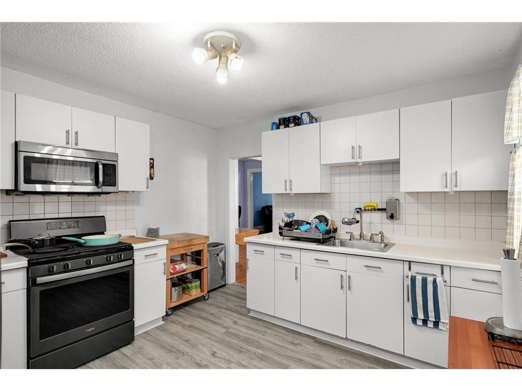 884 Conway Street Saint Paul MN 55106 7067774 image14