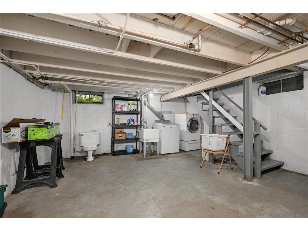 884 Conway Street Saint Paul MN 55106 7067774 image23