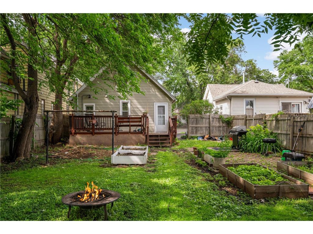 884 Conway Street Saint Paul MN 55106 7067774 image25