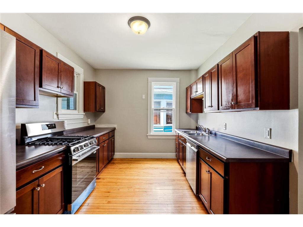 884 Iglehart Avenue Saint Paul MN 55104 7106359 image17