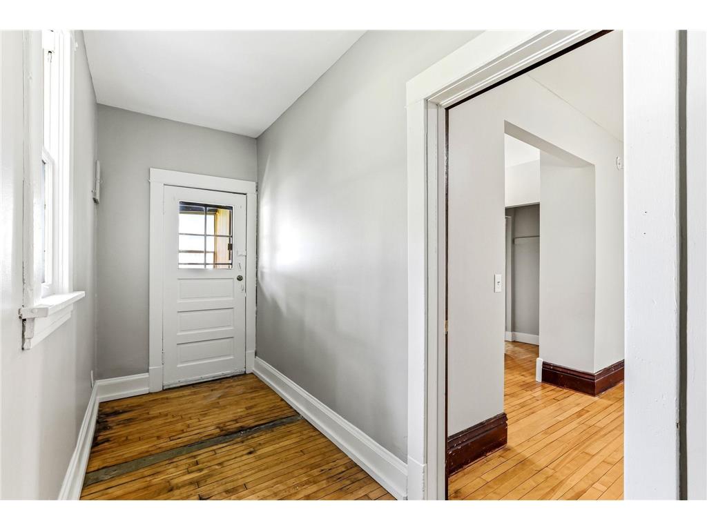 884 Iglehart Avenue Saint Paul MN 55104 7106359 image21