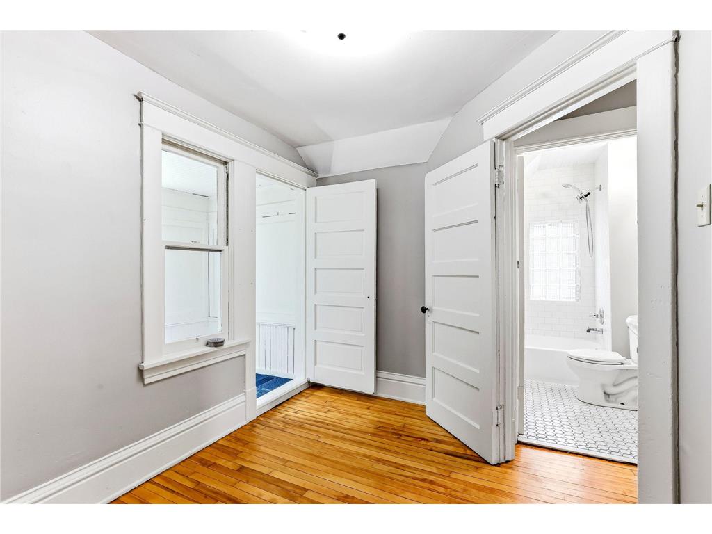 884 Iglehart Avenue Saint Paul MN 55104 7106359 image36
