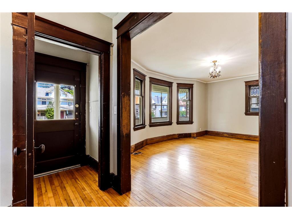 884 Iglehart Avenue Saint Paul MN 55104 7106359 image6