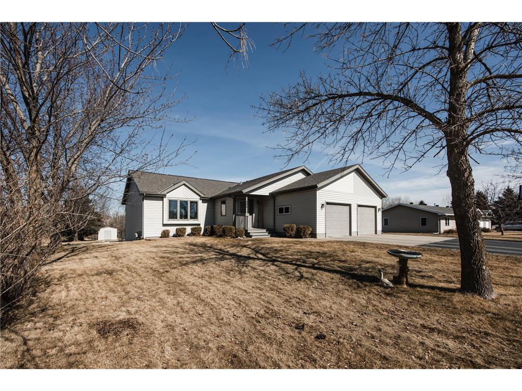 884 Willow Springs Road Detroit Lakes MN 56501 7040003 image1