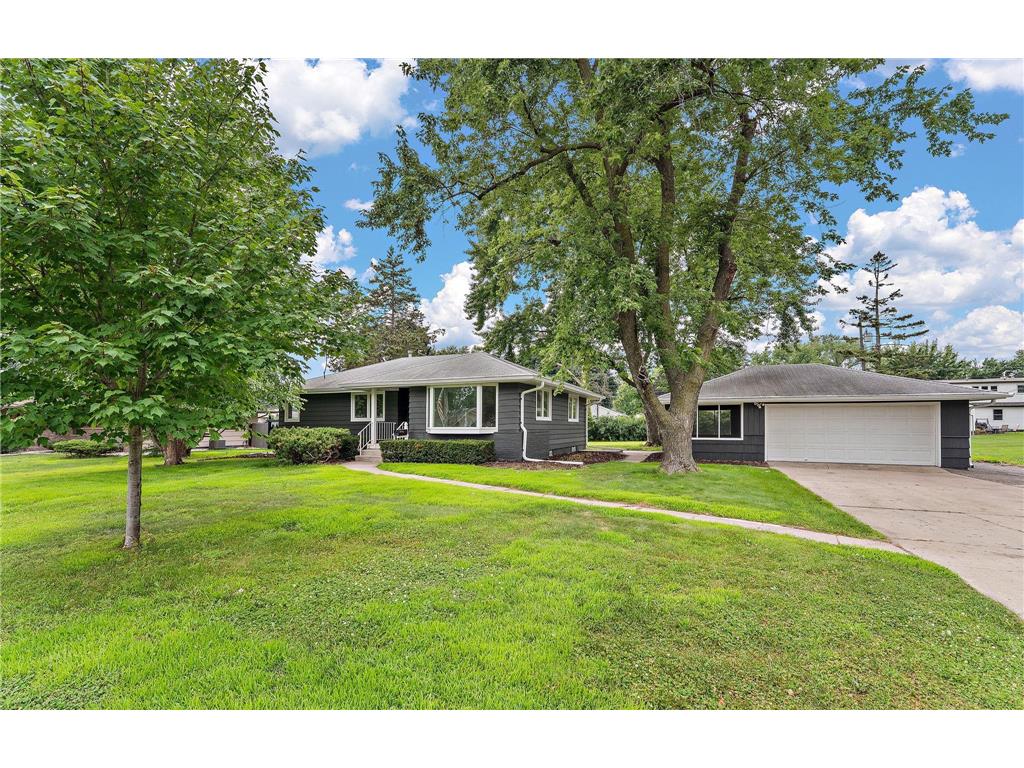 8840 Bloomington Avenue Bloomington MN 55425 6764170 image1