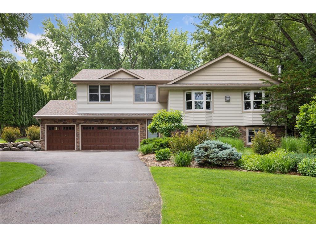 8841 Lake Jane Trail N Lake Elmo MN 55042 - Jane 6550409 image1