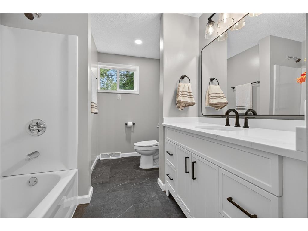 8842 288th Lane NE North Branch Twp MN 55056 7079914 image33