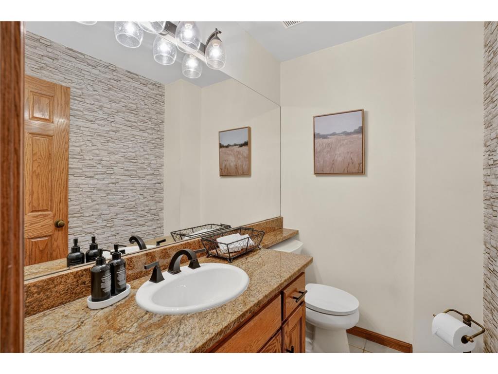 8842 Hillswick Trail Brooklyn Park MN 55443 7064940 image12
