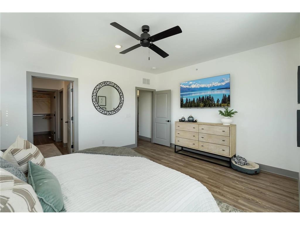 8847 Meridian Way Woodbury MN 55125 6659037 image13