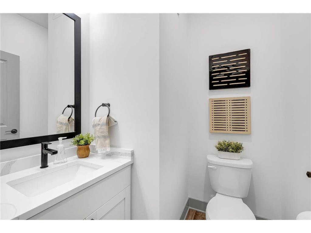 8847 Meridian Way Woodbury MN 55125 6659037 image7