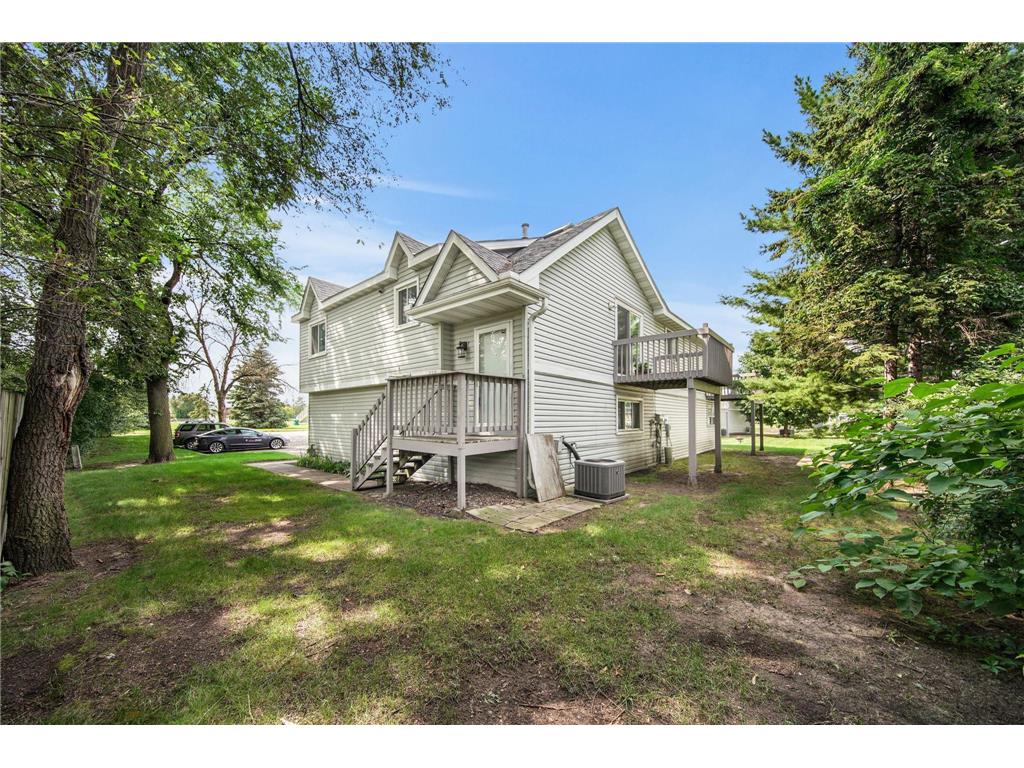 885 70th Avenue N Brooklyn Center MN 55430 6762266 image4