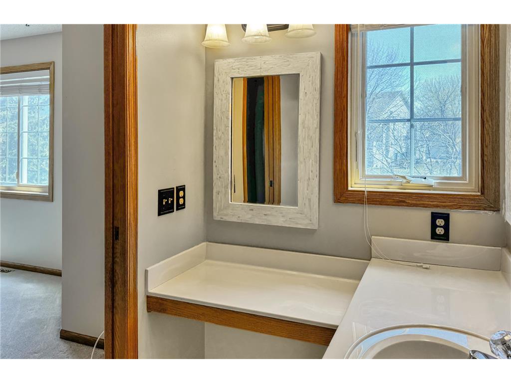 885 Kimberly Lane Chanhassen MN 55317 7060463 image18