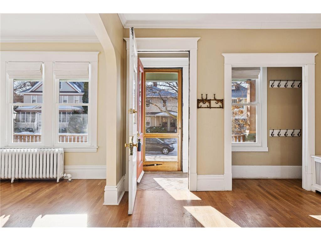 885 Linwood Avenue Saint Paul MN 55105 7023454 image10