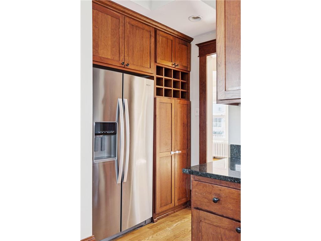 885 Linwood Avenue Saint Paul MN 55105 7023454 image30